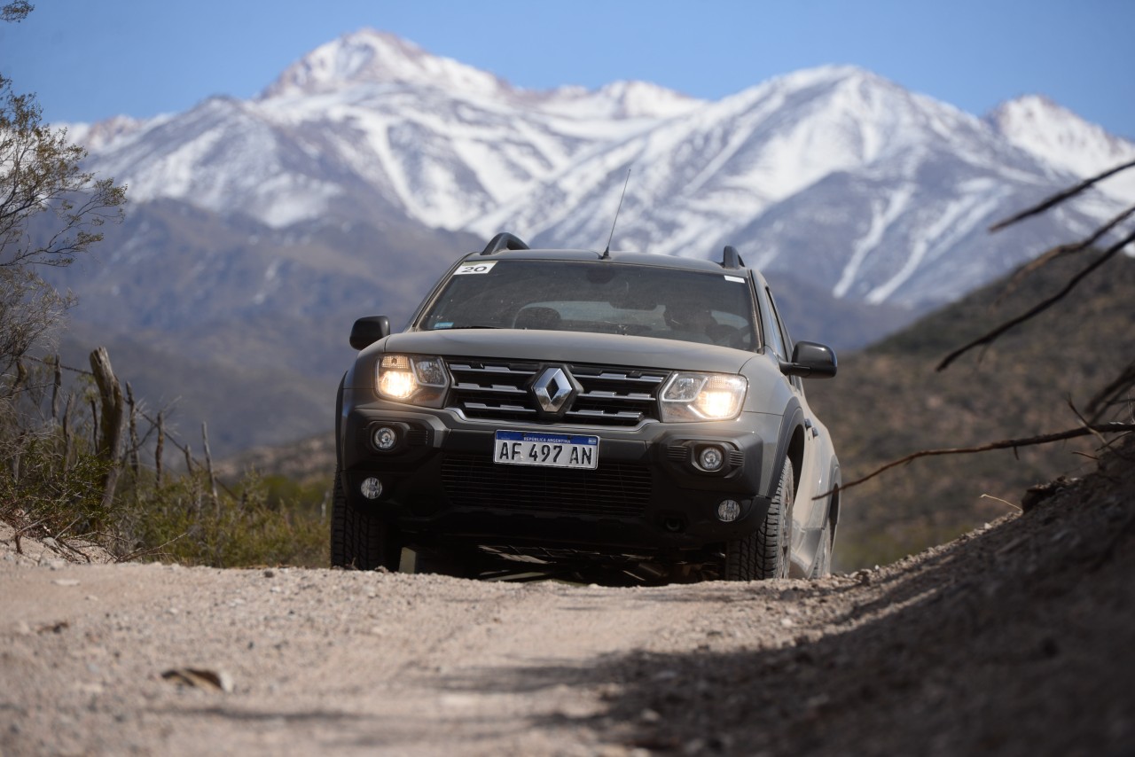 Renault Oroch: 3As0tOLXxMKBUlDREY5q1X6vNIWnQx-metabGFuemFtaWVudG8gb3JvY2ggKDMpLmpwZw==-.jpg