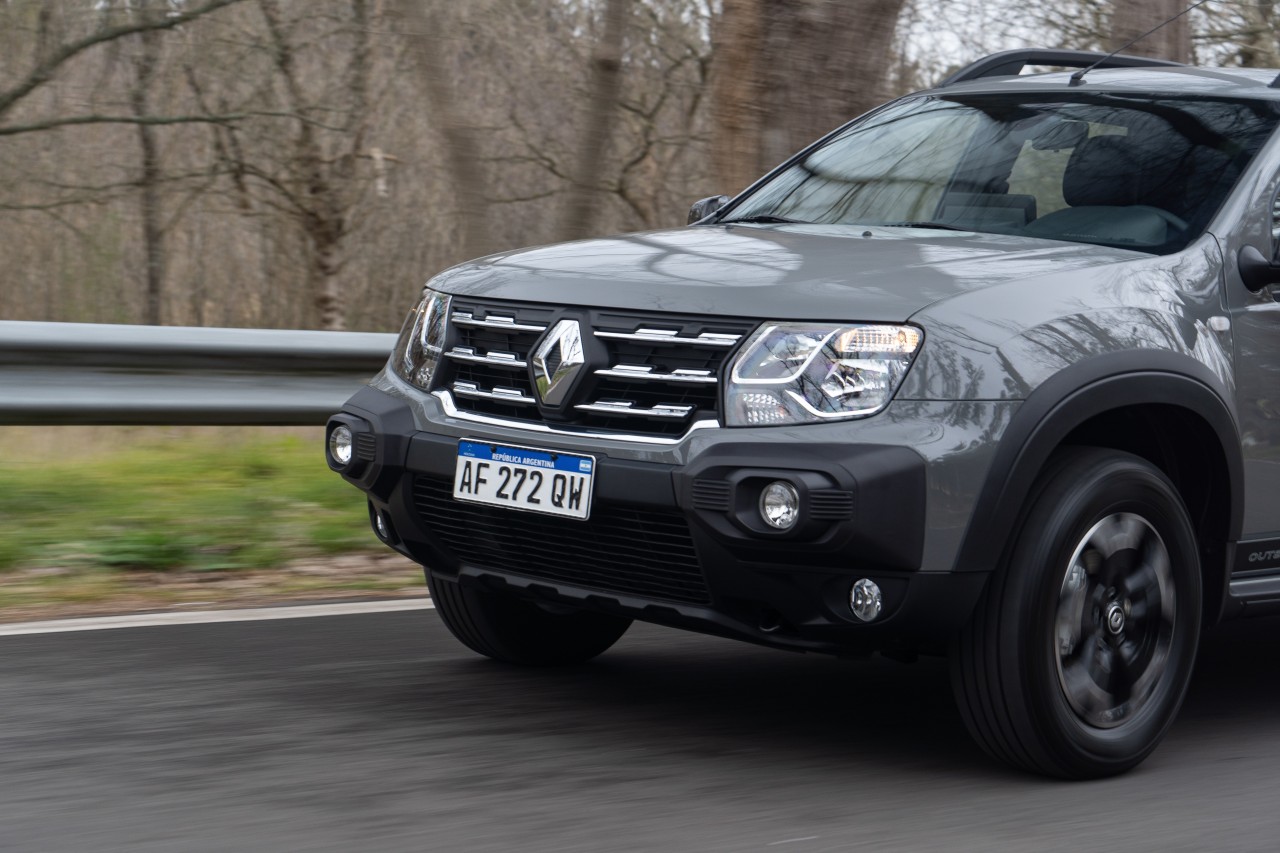 Renault Oroch: NvZkSebFWcdUB5bRIve1QQ1DY9Tlb4-metaT1JPQ0gtT1VUU0lERVIgKDQpLmpwZw==-.jpg