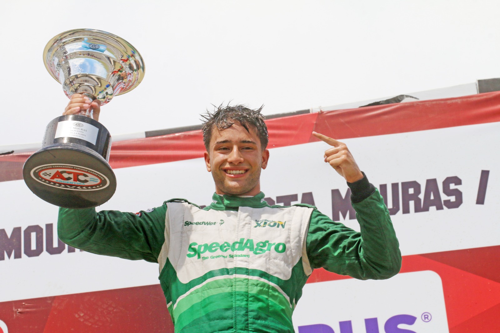 El color del TC Mouras y TC Pista Mouras desde el foco de Berna Bosco: 1.jpeg