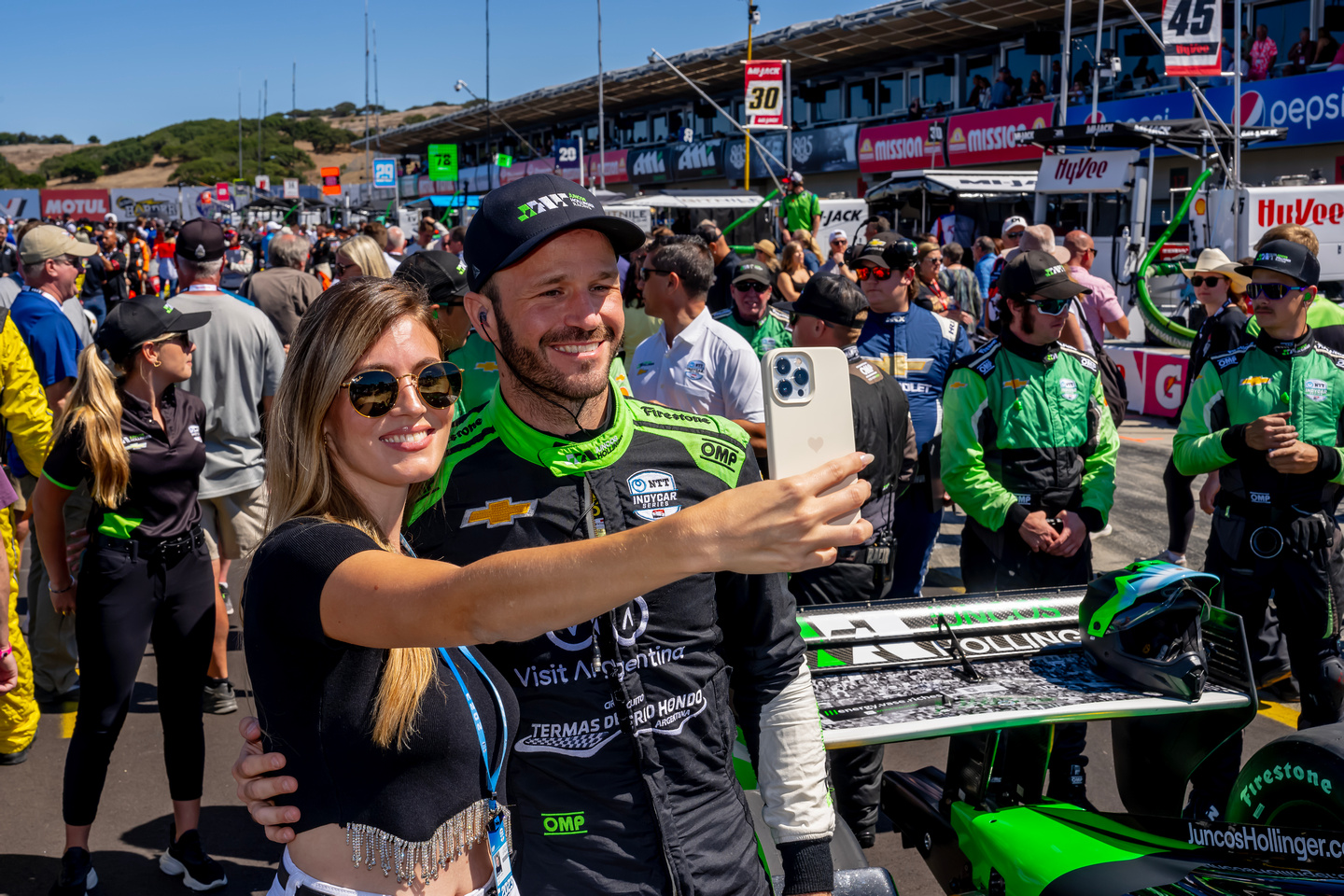 Todo el color del paso de Canapino por Laguna Seca: 03.jpg