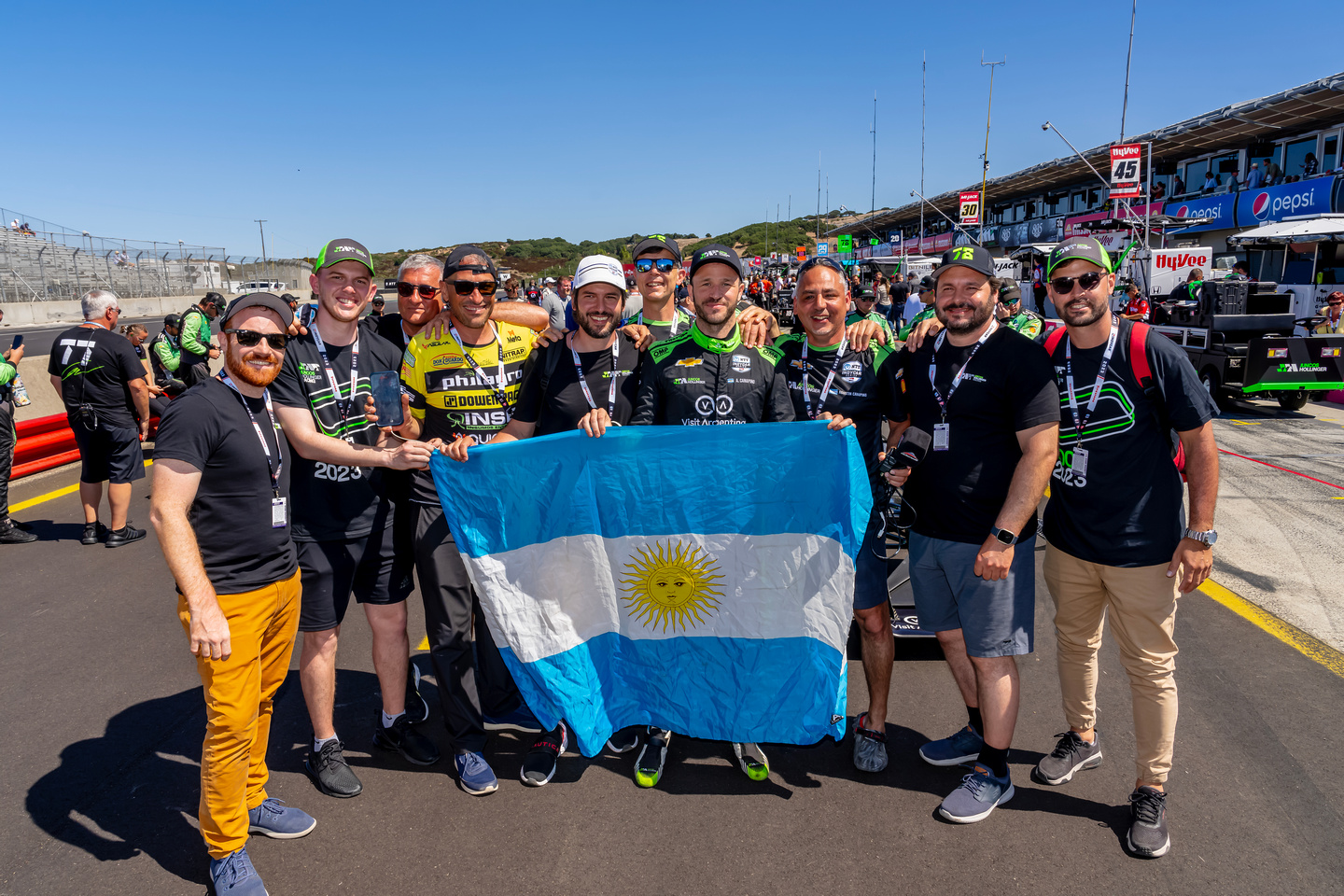 Todo el color del paso de Canapino por Laguna Seca: 06.jpg