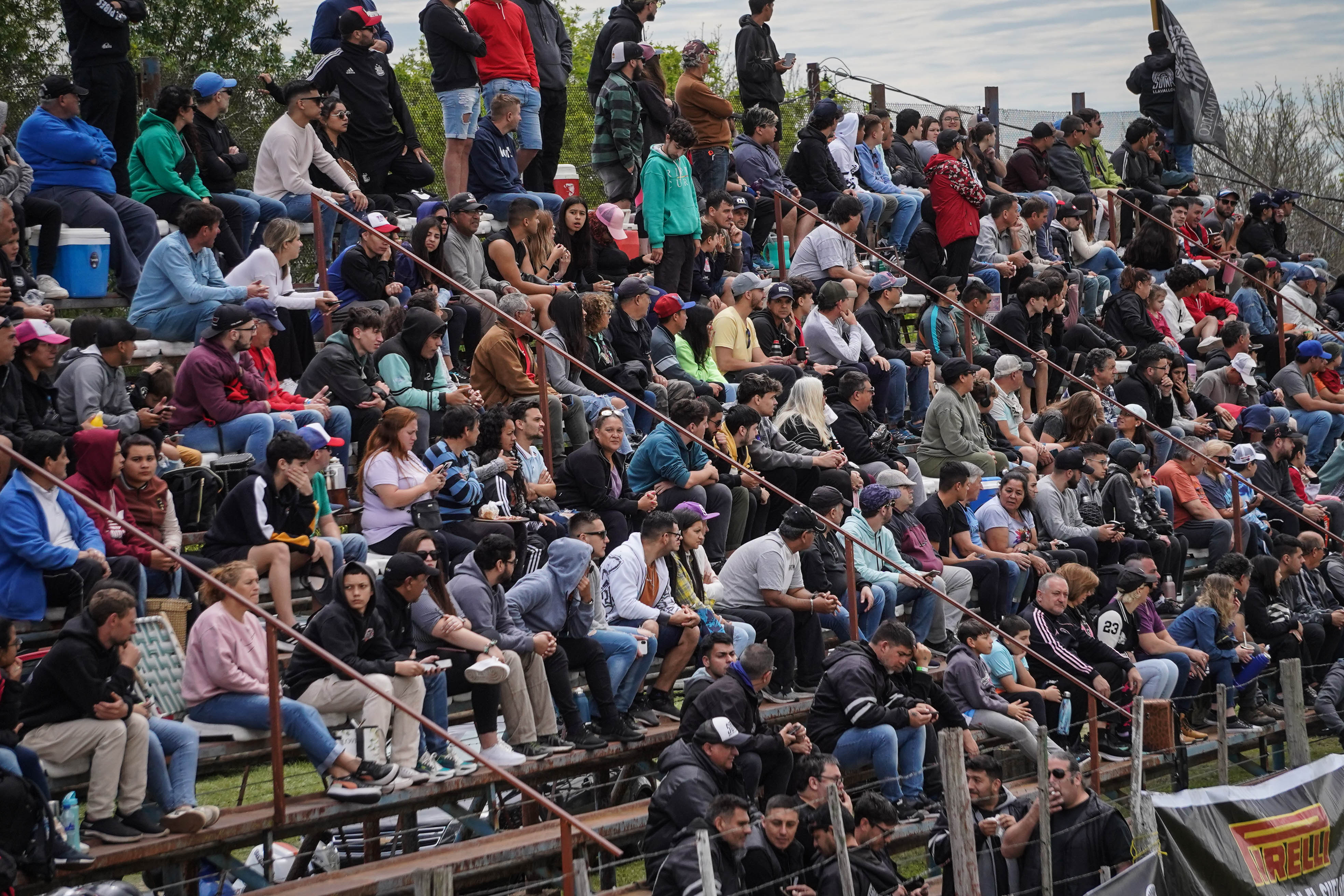 Todo el color del paso del TC2000 por Paraná: DSC06613.jpg