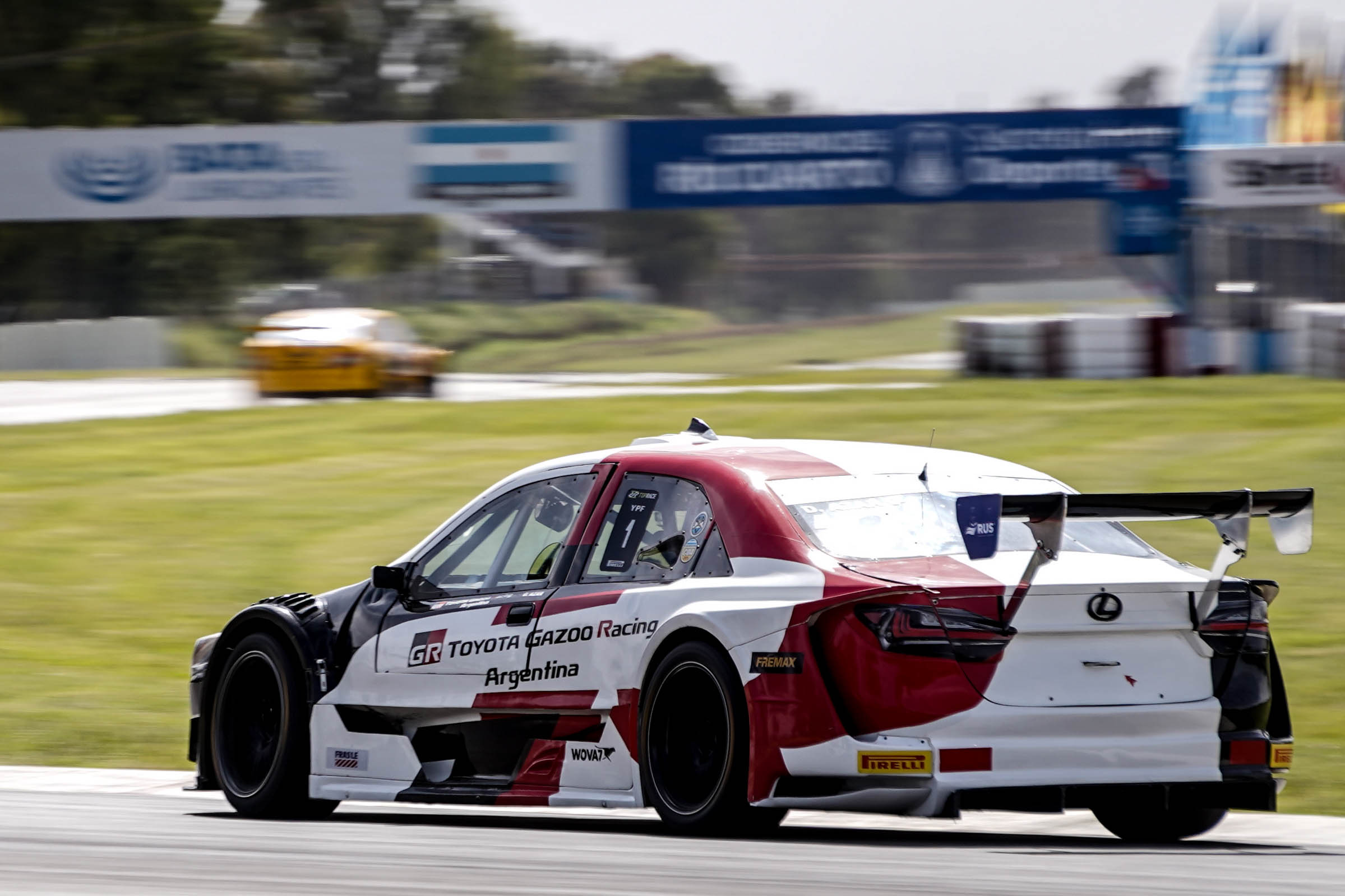 Todo el color del paso del Top Race por Río Cuarto: DSC09250.jpg