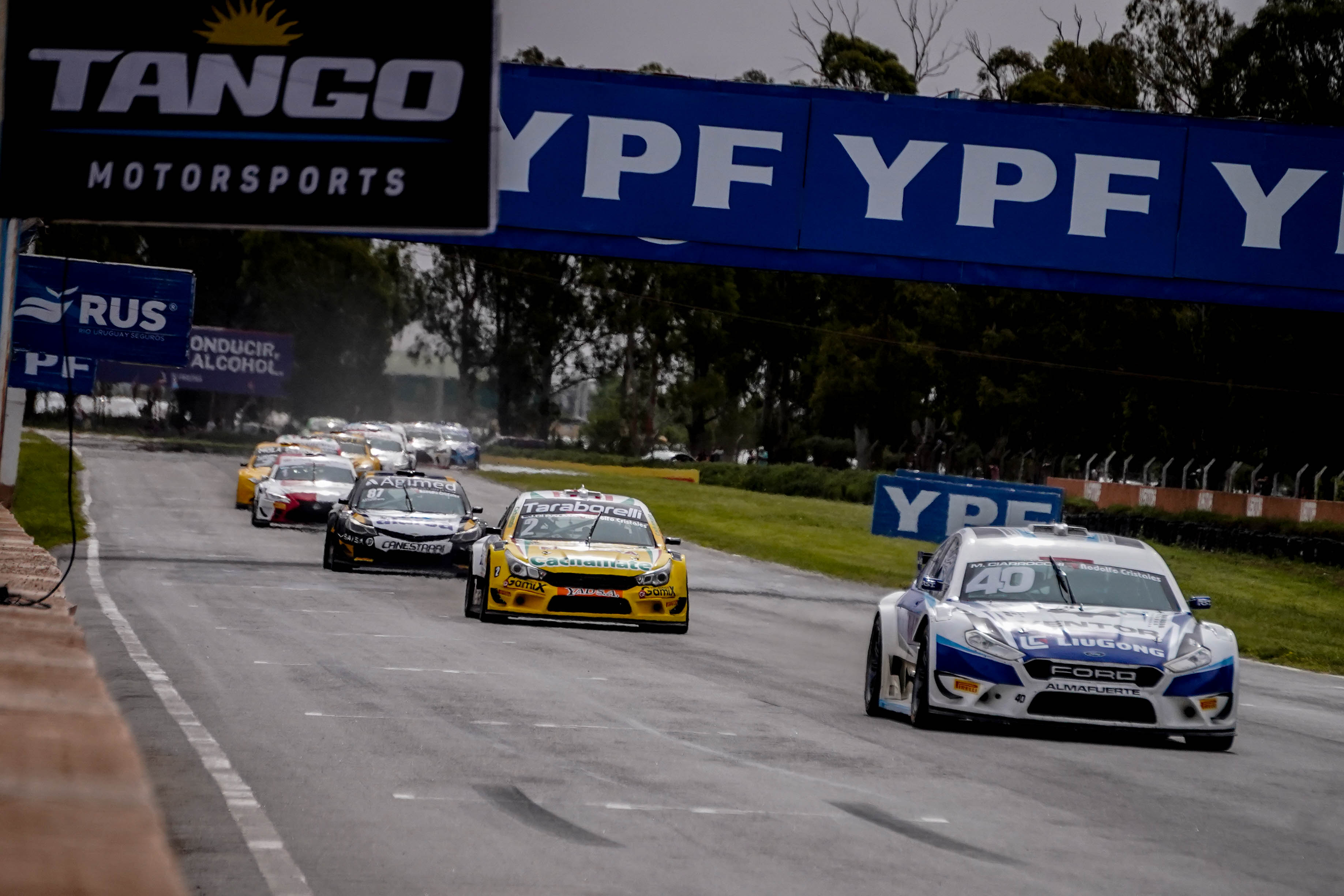 Todo el color del paso del Top Race por Río Cuarto: DSC09922.jpg