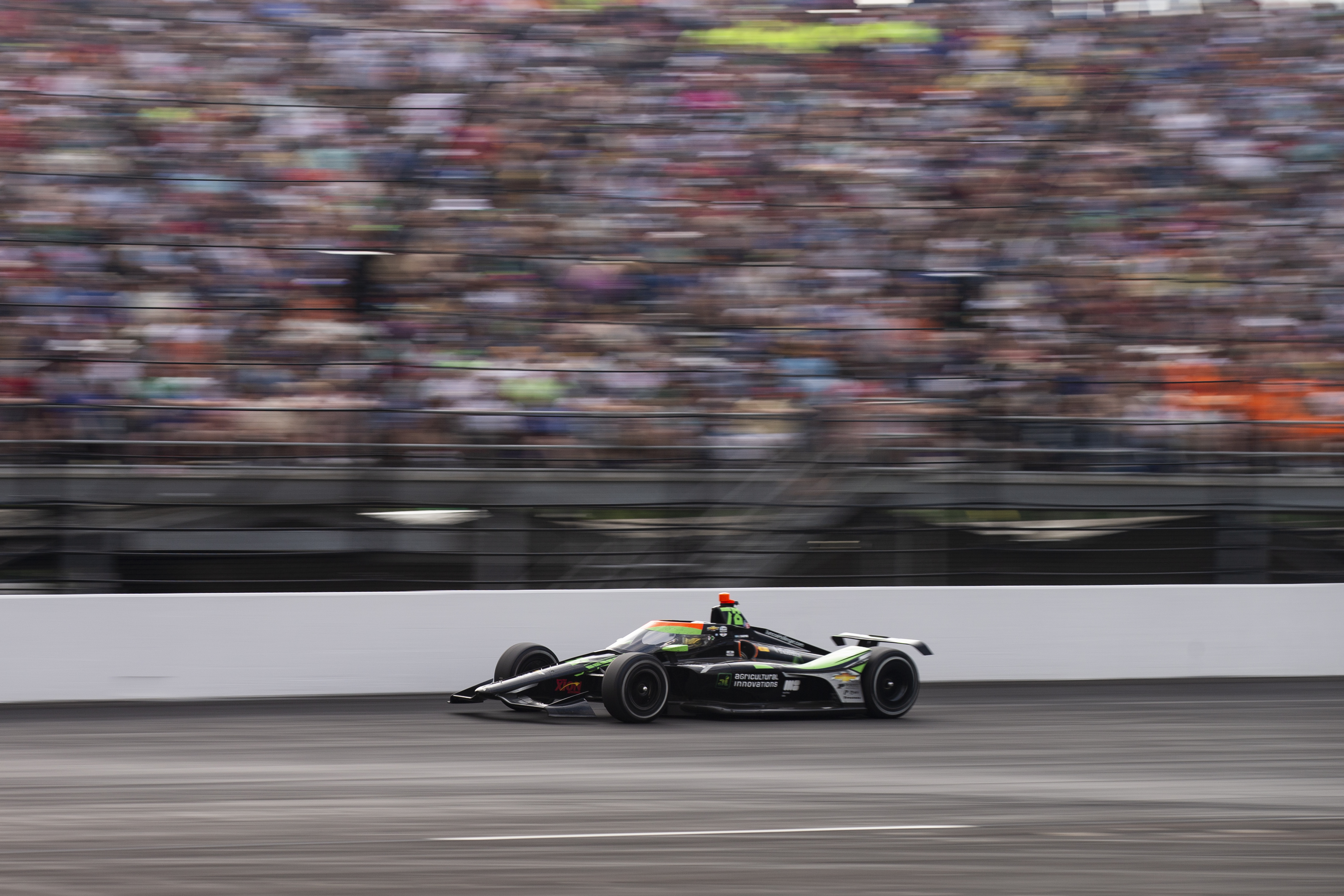 LOS MEJORES MOMENTOS DE CANAPINO EN LA INDY 500: 11.jpg