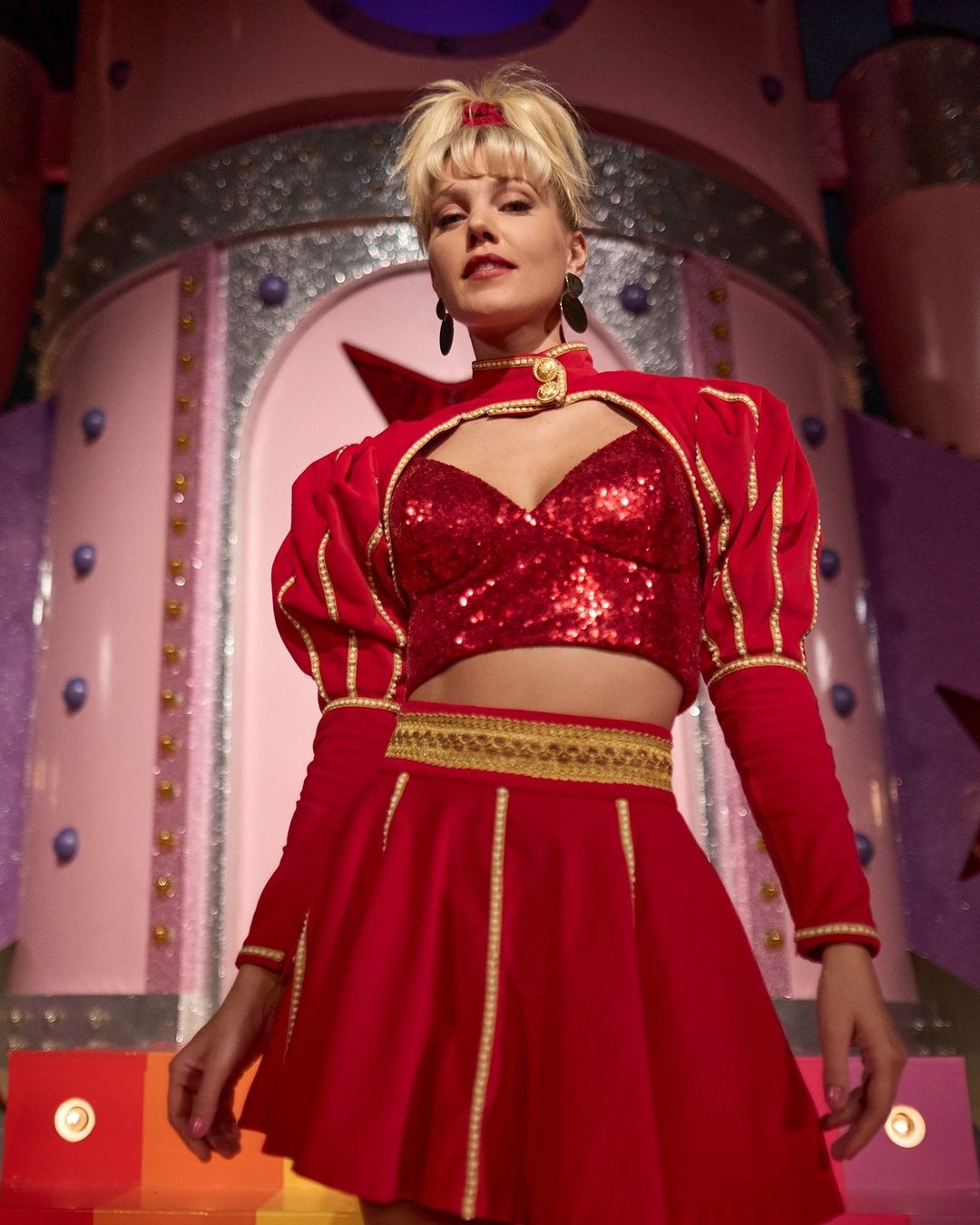 Xuxa, Niki Lauda y Alain Prost en 'Senna': 461201709_959200196246928_452672455392299991_n.jpg